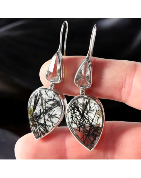 Orecchini in Argento con Quarzo Tormalinato, Quarzo Ialino e Diamanti.