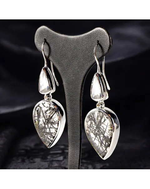 Orecchini in Argento con Quarzo Tormalinato, Quarzo Ialino e Diamanti.