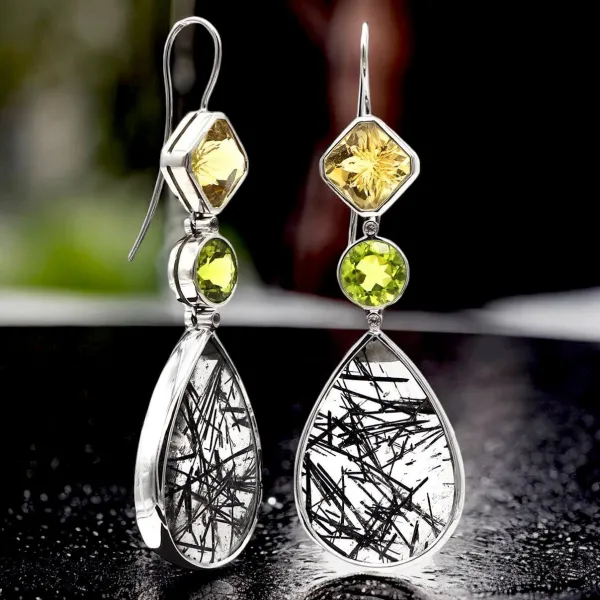 Orecchini in Argento con Design Eclettico e Moderno - Topazio, Peridoto, Quarzo Tormalinato e Diamanti.