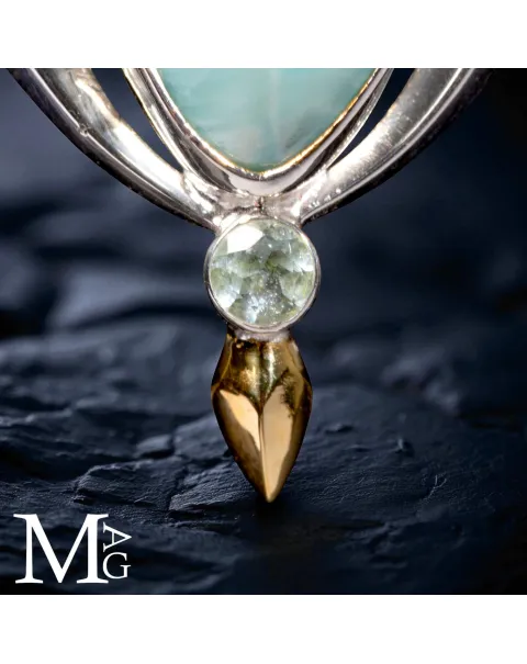 Gioiello in Argento con Buddha, Larimar, Opale, Paua Shell e Diamantino.