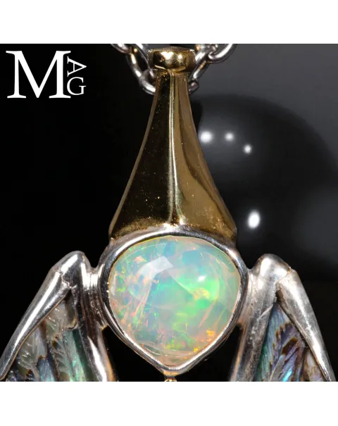 Gioiello in Argento con Buddha, Larimar, Opale, Paua Shell e Diamantino.
