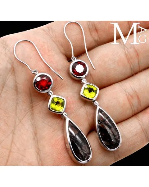 Orecchini in Argento con Granato, Peridoto, Quarzo Tormalinato e Diamantini.