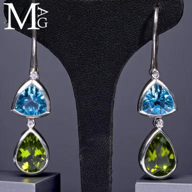 Orecchini in Argento con Topazio Blu, Diamanti e P...