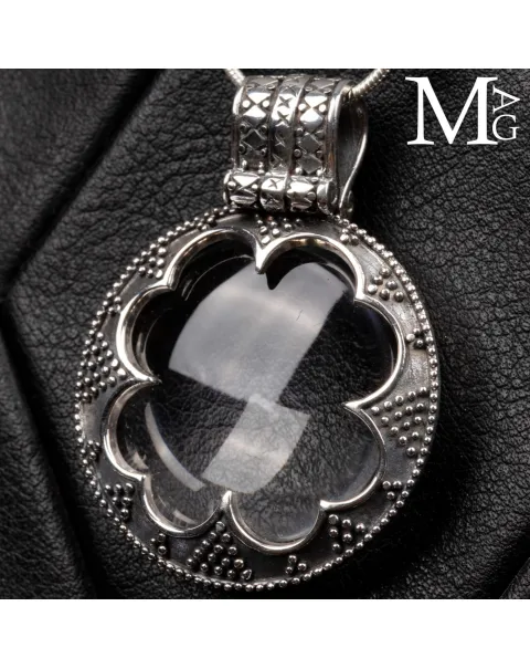 Ciondolo in Argento con Quarzo – Ispirazione Vichinga Gotland.