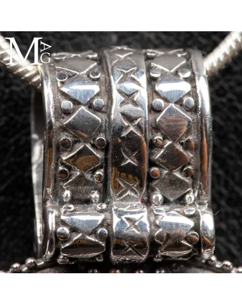 Ciondolo in Argento con Quarzo – Ispirazione Vichinga Gotland.
