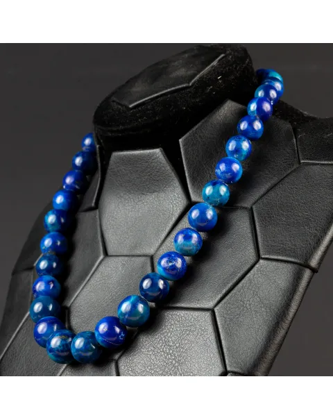 Collana in Lapislazzuli: Eleganza Blu e Connessione Spirituale.