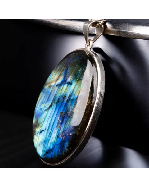 Ciondolo in Argento con Labradorite - Magia della Natura.