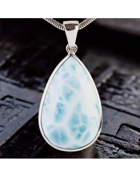 Ciondolo in Argento con Larimar, la Pietra della Guarigione e dell'Illuminazione.