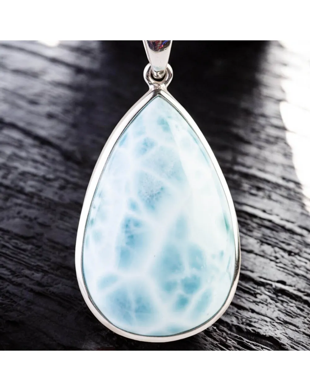 Ciondolo in Argento con Larimar, la Pietra della Guarigione e dell'Illuminazione.