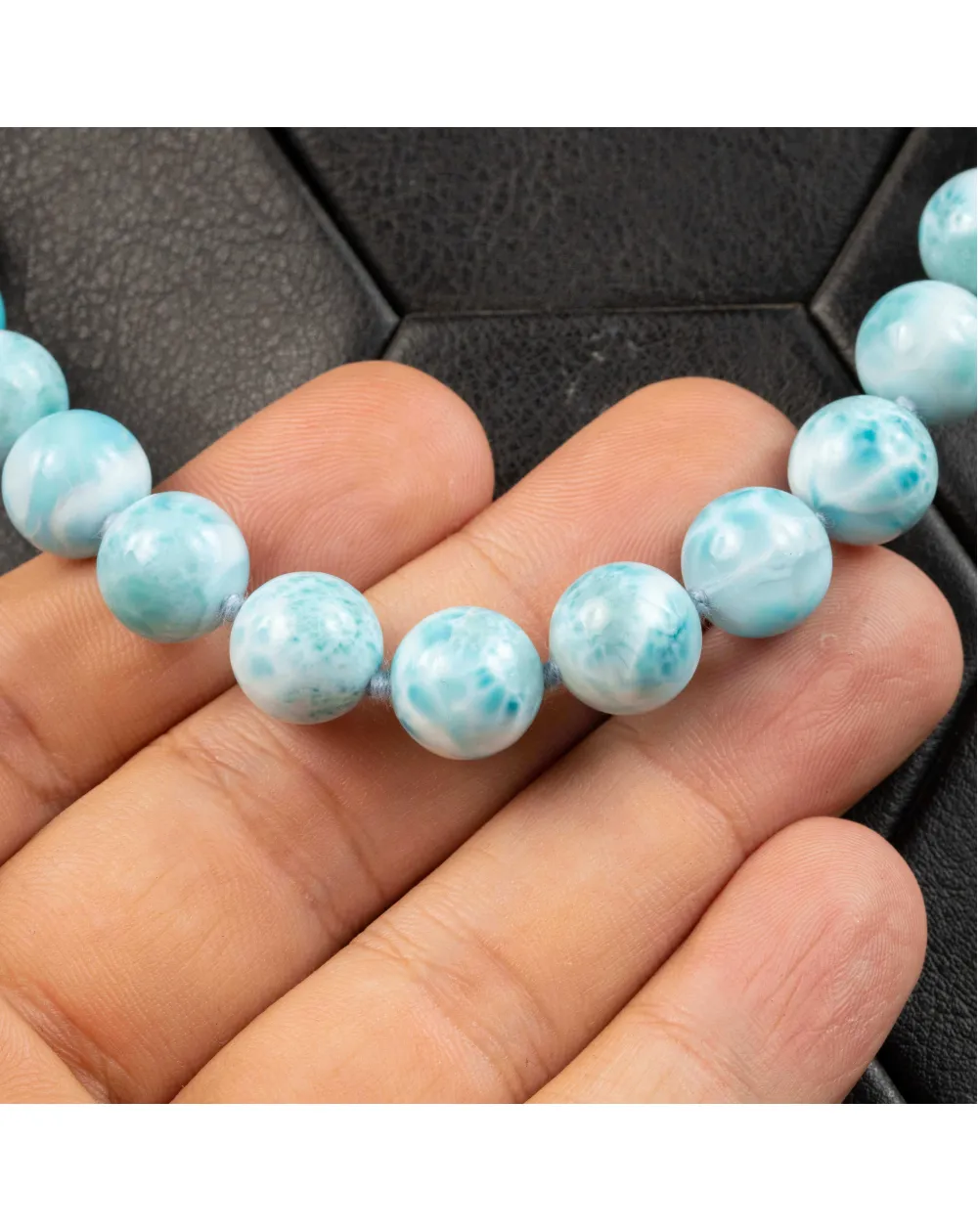 Collana Esclusiva di Perle di Larimar dei Caraibi.