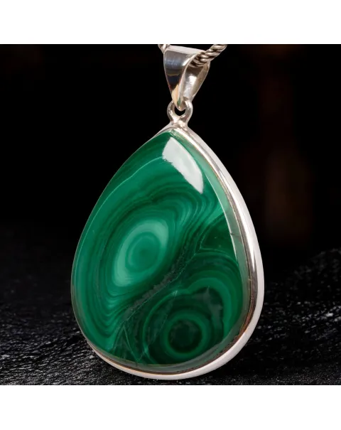 Ciondolo a Goccia in Argento con Malachite.