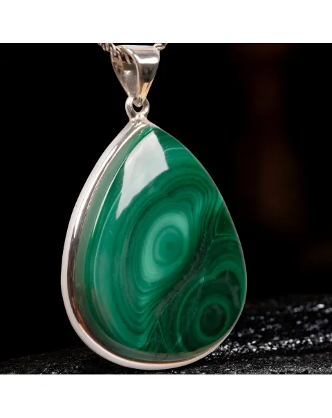 Ciondolo a Goccia in Argento con Malachite.