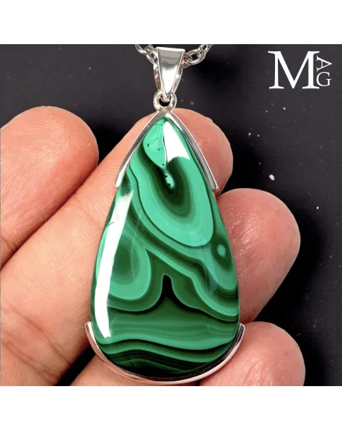 Ciondolo in argento con Malachite