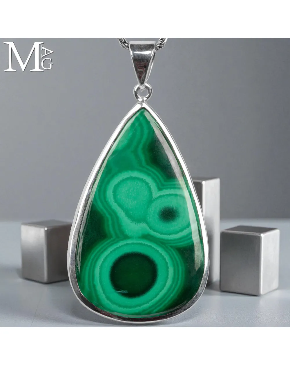 Ciondolo in Argento con Malachite - Astrattismo Concentrico.