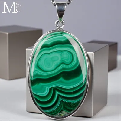Ciondolo in Argento con Malachite Naturale