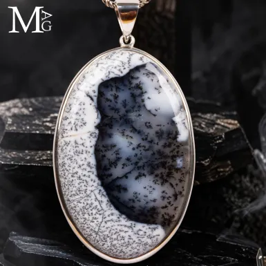 Ciondolo con Merlinite - Agata Dendritica.