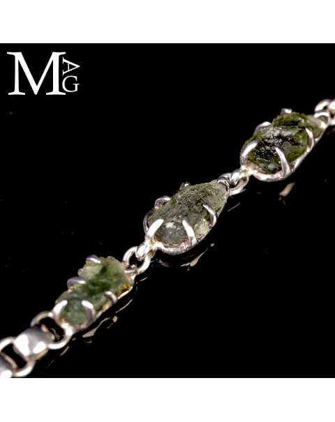 Bracciale in argento con Moldavite Naturale – Energia dallo Spazio