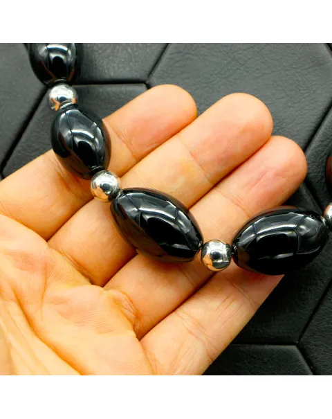 Collana in Onice Nero Messicano e Sfere in Acciaio