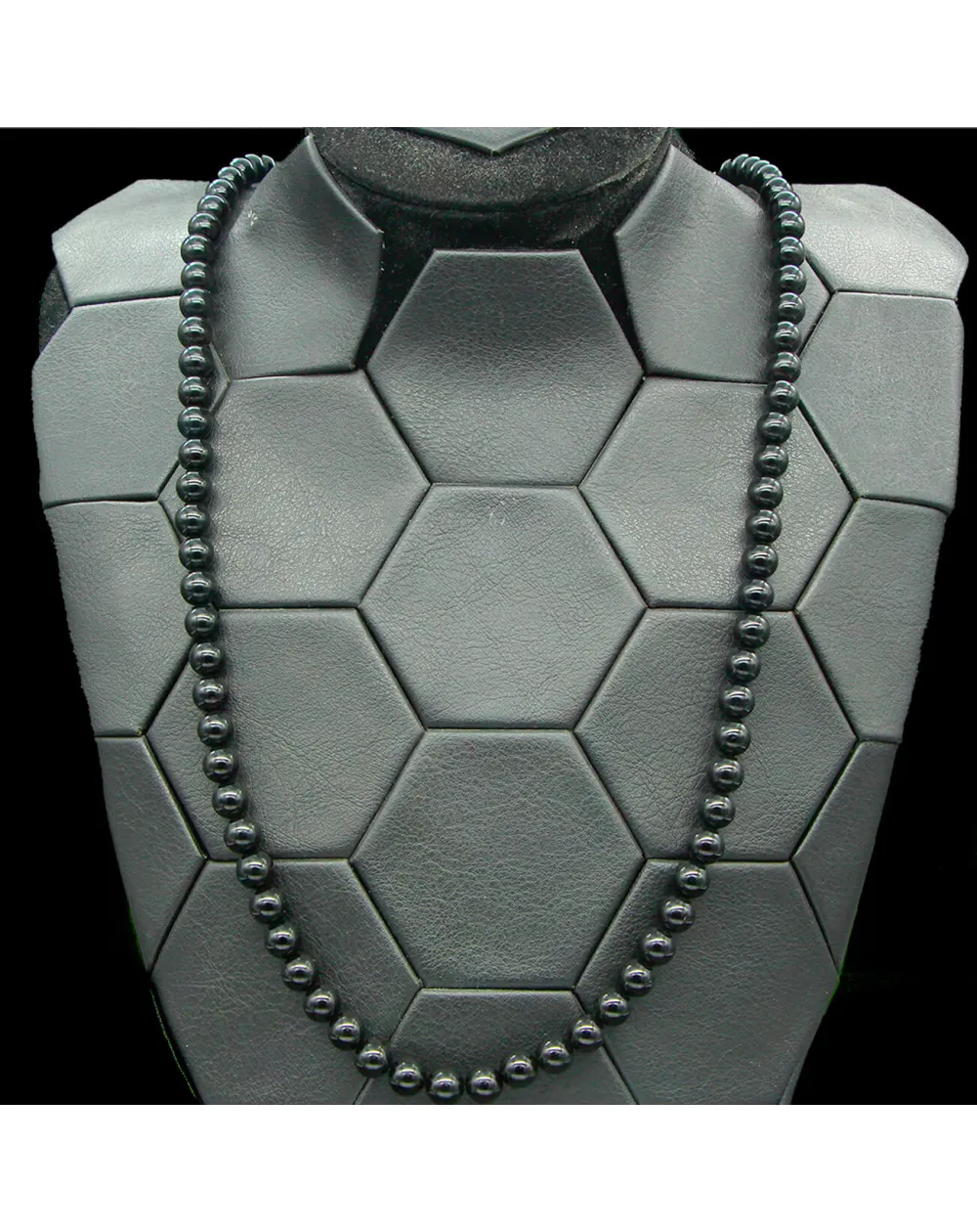 Collana lunga con perle di onice nero da 8 mm.