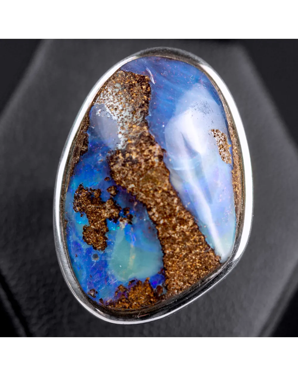 Anello in Argento con Opale Boulder - Australia