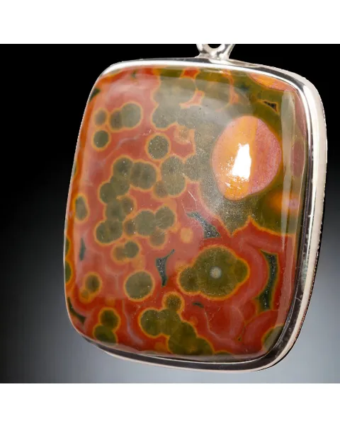 Ciondolo "8th vein ocean jasper" di Diaspro Oceanico Orbicolato Rosso e Verde.