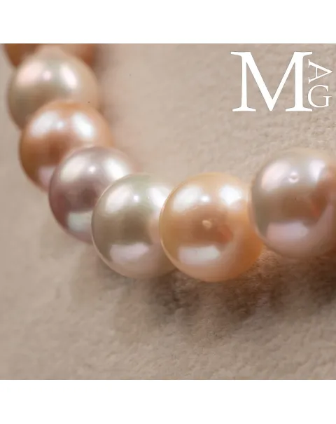 Collana con Perle d’Acqua Dolce – Eleganza Classica in Bianco Rosato