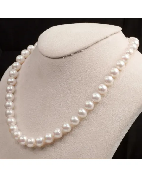 Collana di Perle d'Acqua Dolce: L'Incanto dell'Eleganza.