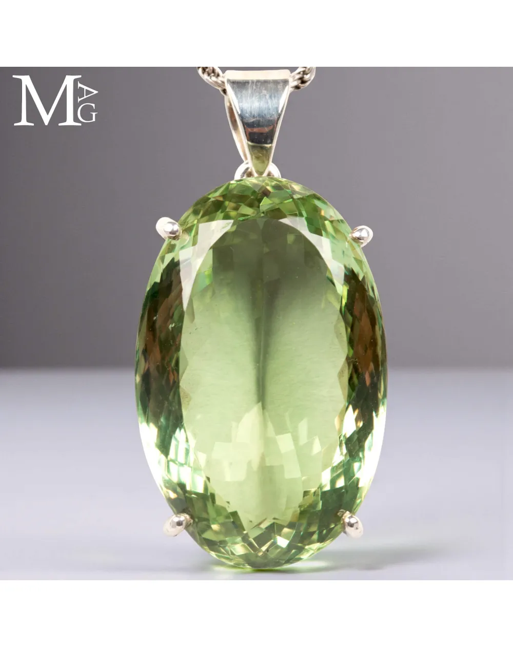 Ciondolo in Argento con Gemma di Quarzo Verde - Prasiolite