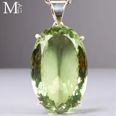 Ciondolo in Argento con Gemma di Quarzo Verde - Pr...