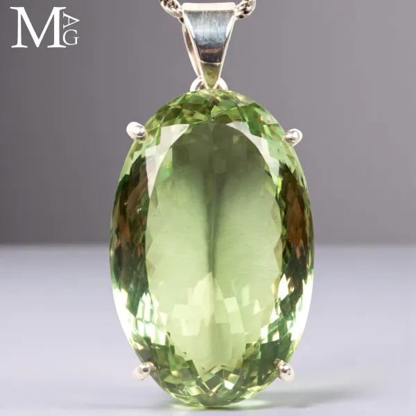 Ciondolo in Argento con Gemma di Quarzo Verde - Prasiolite