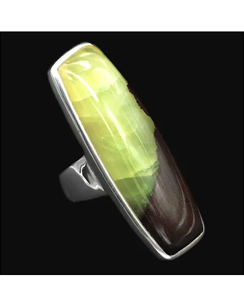 Anello con Gemma di: Prehnite Dorata Australiana.