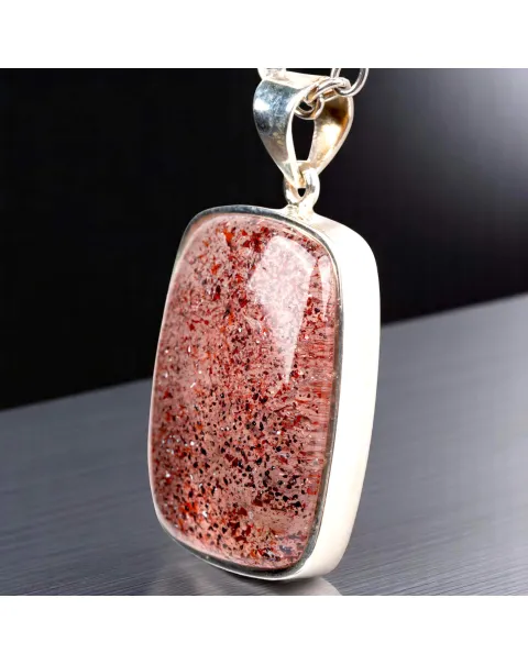Ciondolo in Argento con Quarzo Fragola.