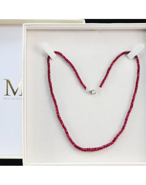 Raffinato Collier di Rubini "Sangue di Piccione" da 75 ct.
