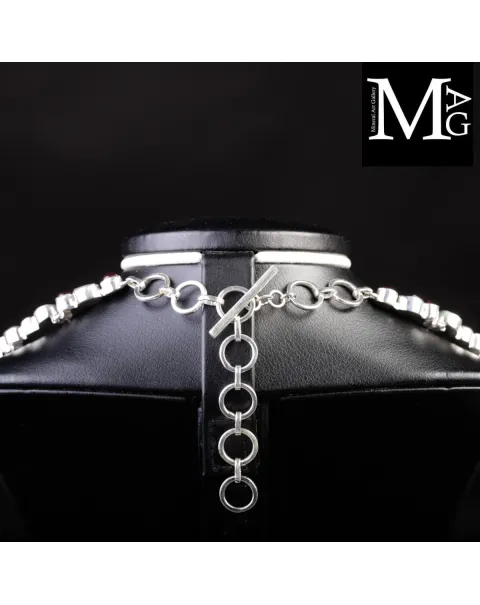Collier in argento 925 con rubini – Equilibrio di luce e materia