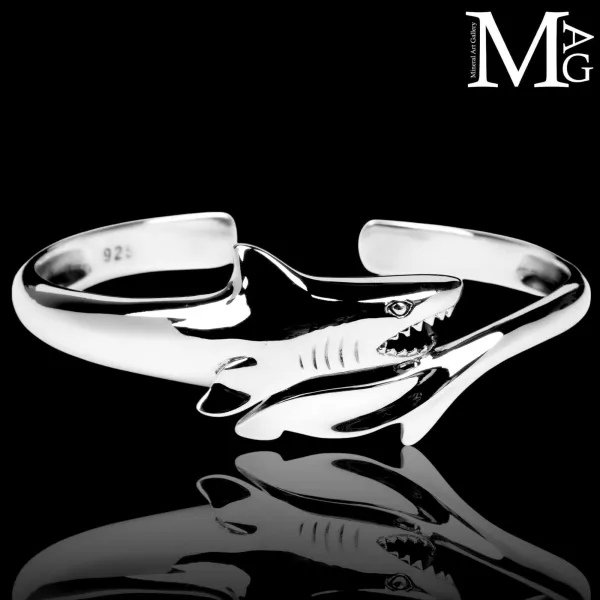 Bracciale in argento 925 – Squalo in attacco