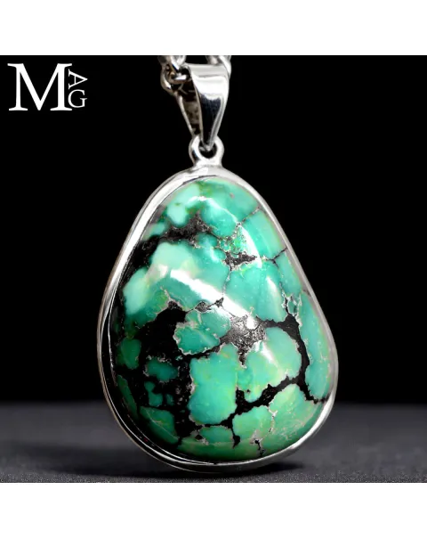 Ciondolo in Argento con Turchese Tibetano – Energia Ancestrale.