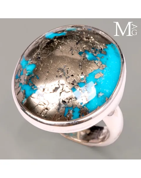 Anello in Argento con Turchese di Nishapur.
