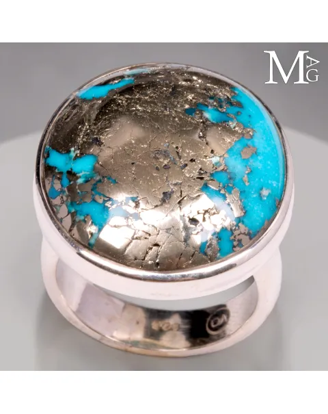 Anello in Argento con Turchese di Nishapur.
