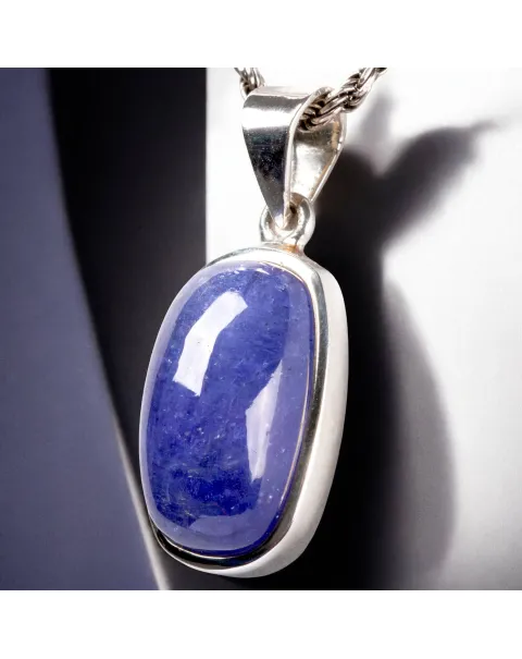 Ciondolo in Argento con Tanzanite.