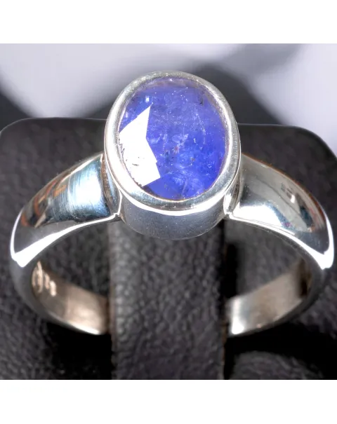 Anello in Argento con Tanzanite.