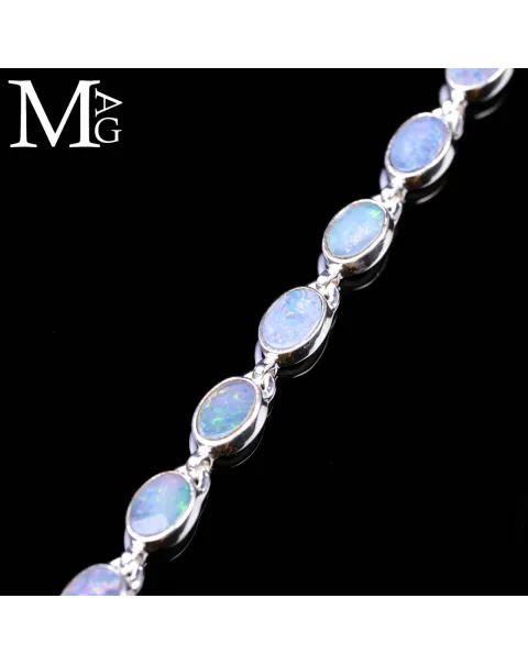 Bracciale in Argento con 11 Opali Welo.