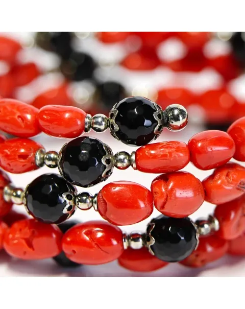 Bracciale con Corallo e Onice