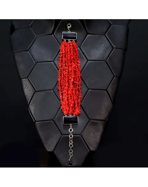 Bracciale con Corallo e Onice