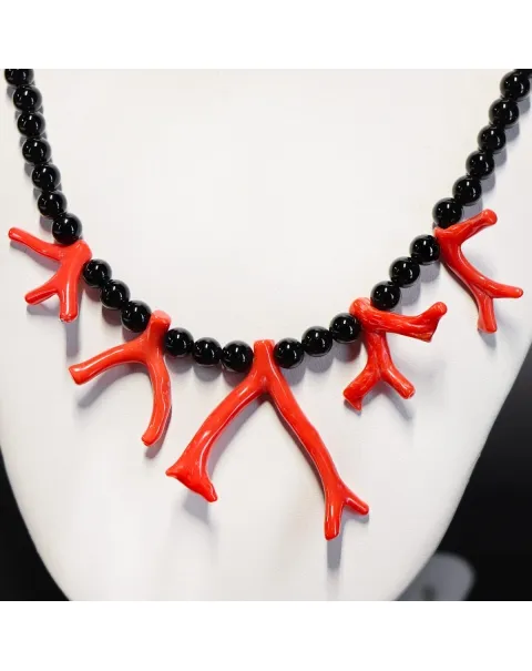 Collana in Corallo e Onice 