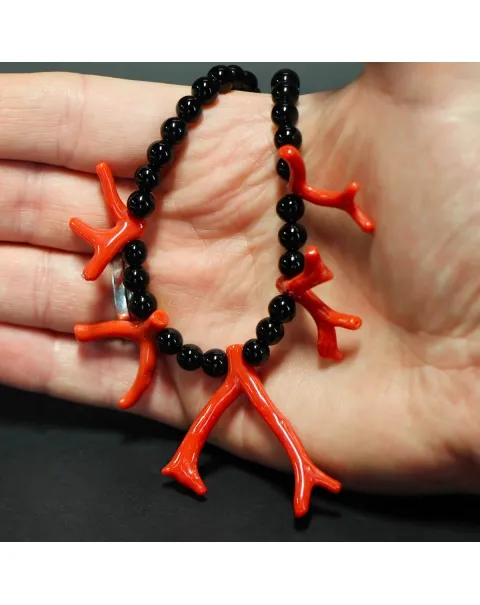 Collana in Corallo e Onice 