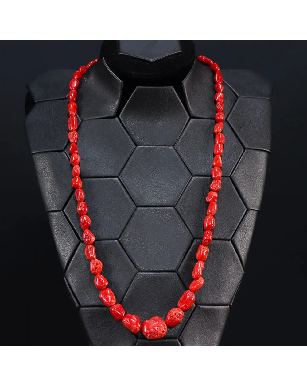 Collana in Corallo Rosso del Mediterraneo – Alghero, Sardegna