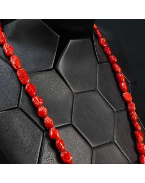 Collana in Corallo Rosso del Mediterraneo – Alghero, Sardegna