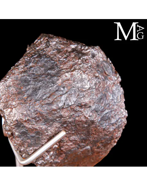 Meteorite Campo del Cielo – Scultura Cosmica su Base d’Autore