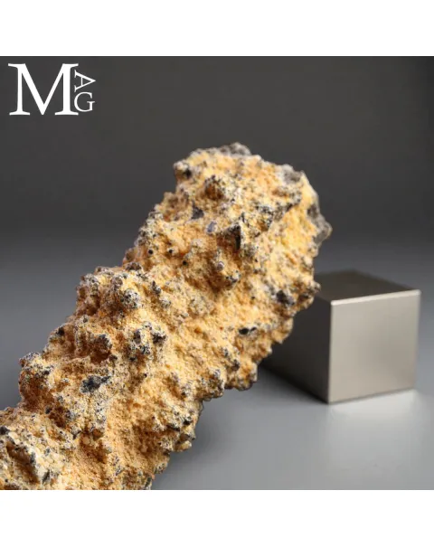 Fulgurite – Il vetro del fulmine.