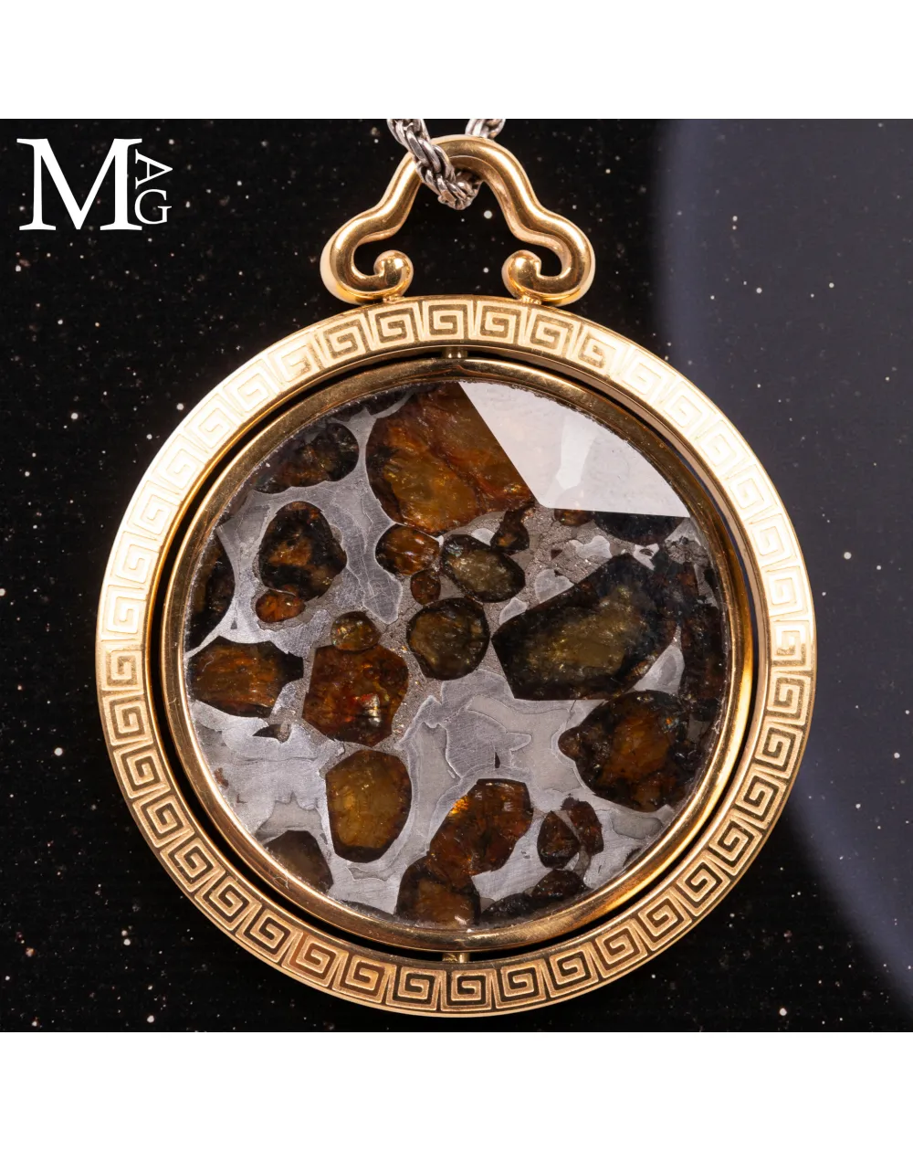 Ciondolo Rotante con Meteorite Pallassite Sericho.